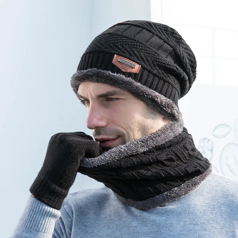 Picture of Warm Beanie Cap With Scarf